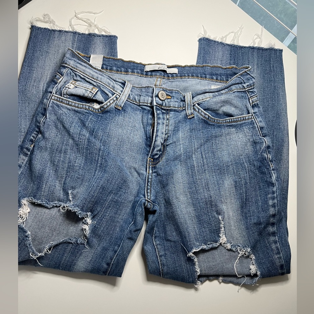 KanCan distressed jeans. Size 24